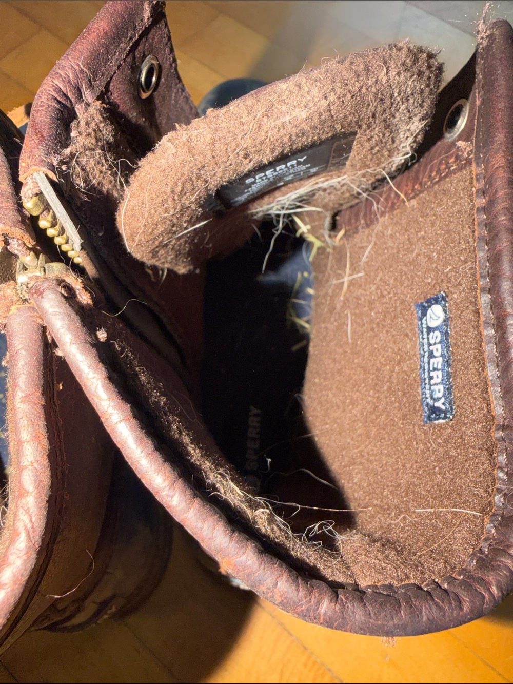 Sperry boots - Picture 2 of 2